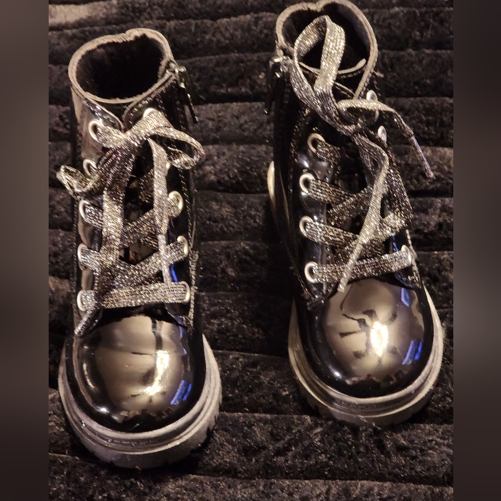 Toddler boots